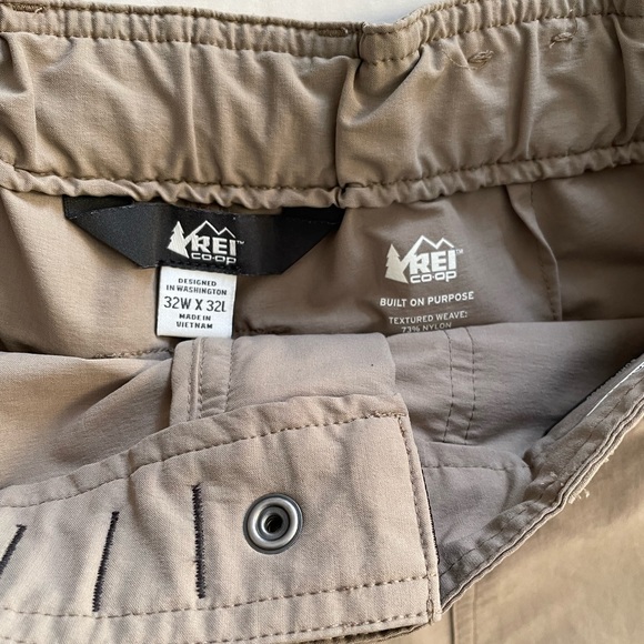 REI CO-OP Screeline Technical Regular Fit Pants in Tan Mens Size 32Wx32L Pockets - Picture 3 of 14